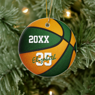 grüne orangefarbene Jungs halten Basketball Keramik Ornament
