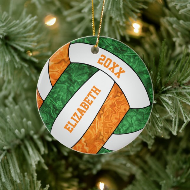 grüne orangefarbene Mädchenvolleyballfarben Keramik Ornament (Baum)
