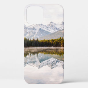 GRÜNE PINENBÄUME AM WASSERKÖRPER WÄHREND DES TAYTI Case-Mate iPhone HÜLLE