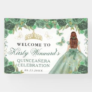 Grüne Robe Rothaarige Prinzessin Florale Quinceane Banner