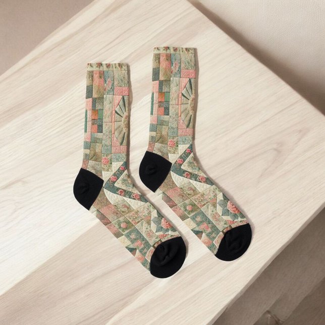 Grüne & Rosa Patchwork-Quiltdecke Rustikal Boho  Socken (Von Creator hochgeladen)