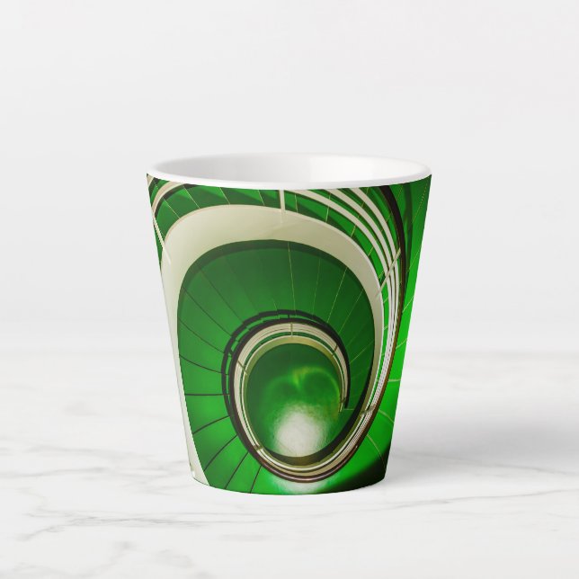 Grüne Rundtreppe Milchtasse (Vorderseite)