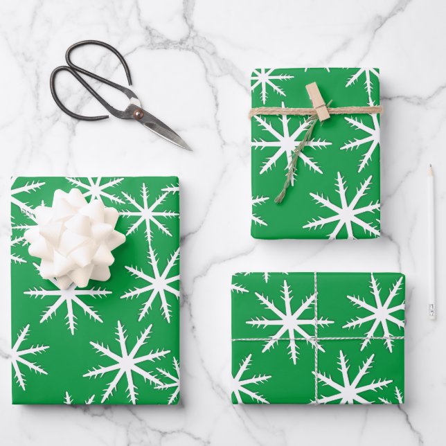 Grüne Schneeflocke Geschenkpapier Set (Vorderseite)