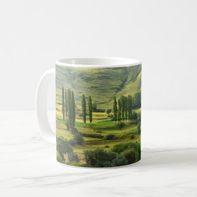 Grüne Täler Landschaft Tasse (Vorderseite Links)