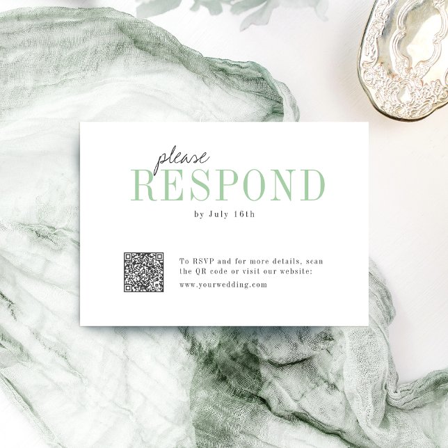 Grüne Typografie minimalistischer QR-Code Hochzeit RSVP Karte (Green typography minimalist QR code wedding RSVP Card)