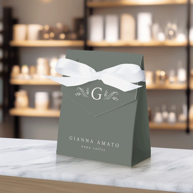 Grüne und cremefarbene Botanische Monogramm und Na Geschenkschachtel (Von Creator hochgeladen)