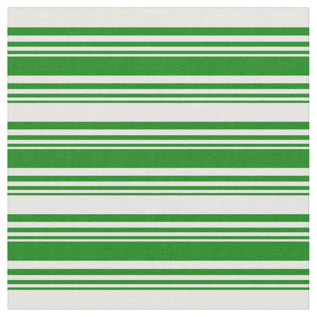 Grüne und feine cremefarbene Linien Stoff (Nahaufnahme)