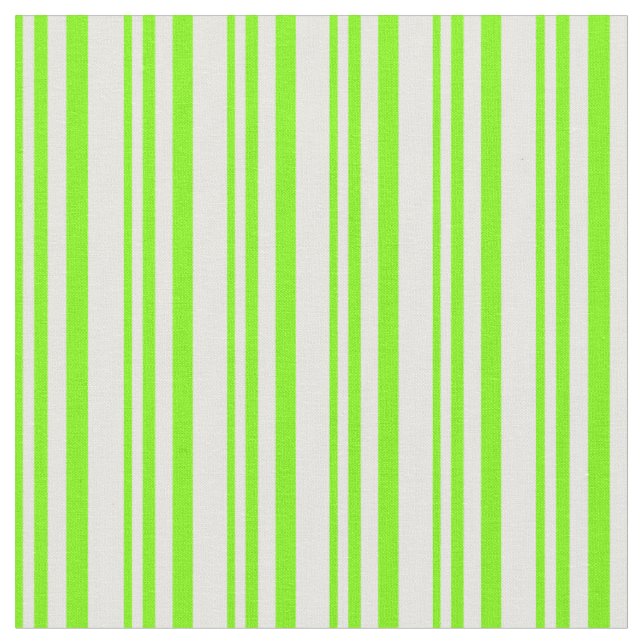 Grüne und feine cremefarbene Streifen Stoff (Nahaufnahme)