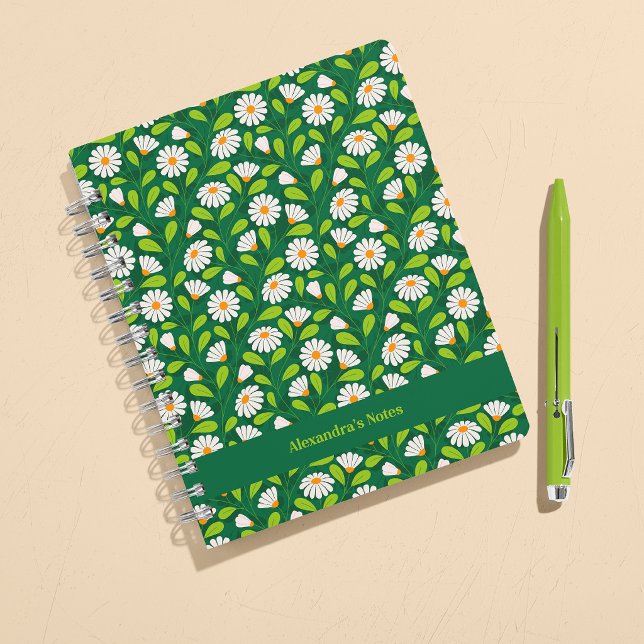 Grüne und weiße Frühlingsmargeriten und Weinrebe P Notizbuch (Von Creator hochgeladen)