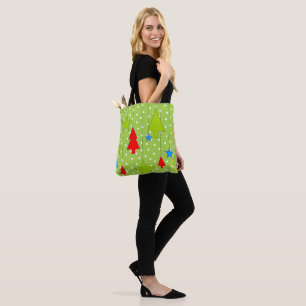 Grüne und weiße Polka Dots Weihnachtsbaummuster