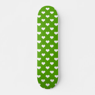 Grüne weiße liebliche Herzen Design Skateboard
