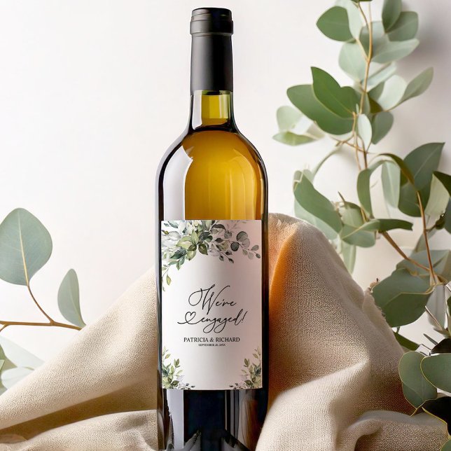 Grüne Wir sind Verlobte Engagement Party Weinetikett (Von Creator hochgeladen)