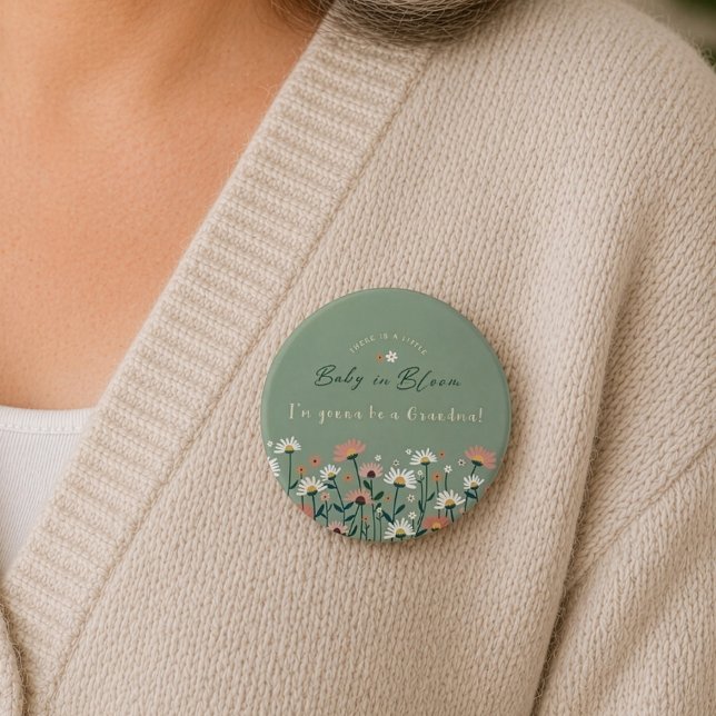 Grünen Baby im Blütenduschkopf Großmutter-Button Button (Von Creator hochgeladen)