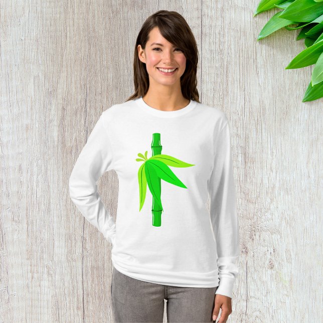 Grüner Bambusstalk mit tropischen Blätter T-Shirt (Von Creator hochgeladen)