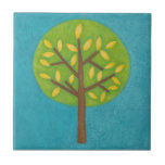 Grüner Baum mit gelben Blätter von Chariklia Zarri Fliese<br><div class="desc">Chariklia Zaris schuf dieses Werk, das einen schönen grünen Baum mit gelben Blätter darstellt. Sein Kofferraum lässt sich nur anlehnen, seine Zweige werden immer klettern. Bestellen Sie Ihr Exemplar und platzieren Sie es auf Ihre Lieblingswand!</div>