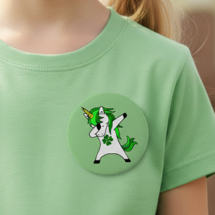 Grüner Einhorn mit Dabbing am St. Patrick's Tag Kl Button