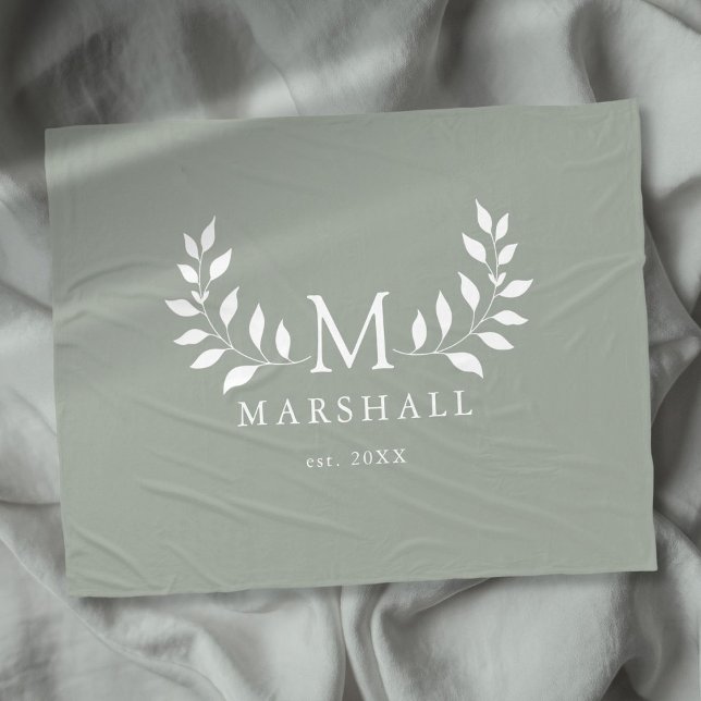 Grüner Eleganter Name der modernen Blumenmonogramm Fleecedecke (Green Elegant Modern Floral Monogram Family Name Fleece Blanket)