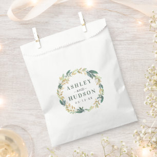 Grüner Goldener Floraler Kranz Monogramm Hochzeit Geschenktütchen
