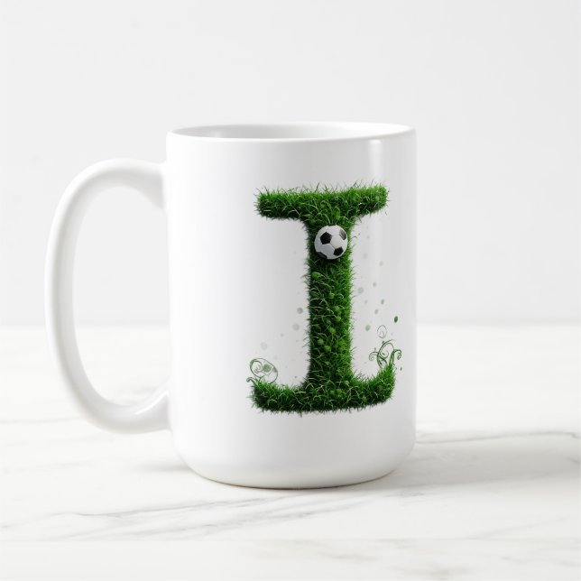 Grüner Grasbuchstabe I mit Fußball Kaffeetasse (Links)