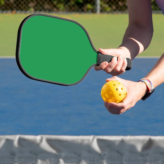 Grüner Hintergrund mit weißer Grenze für das moder Pickleball Schläger (InSitu)