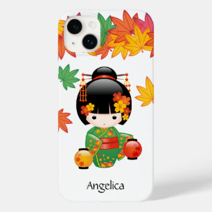 Grüner Kimono Kokeshi-Puppe mit Ahornblättern Case-Mate iPhone 14 Plus Hülle