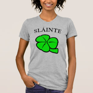 Grüner Kleeblatt St. Patrick's Day Blumenkunst T-Shirt