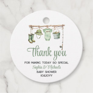 Grüner Kleiner Fischer Baby Shower Geschenkanhänger