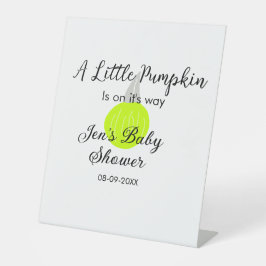 Grüner Neonkürbis kleiner Kürbis ist auf dem Weg Sockelschild