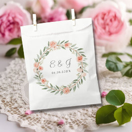 Grüner, romantischer Rose-Kranz Geschenktütchen