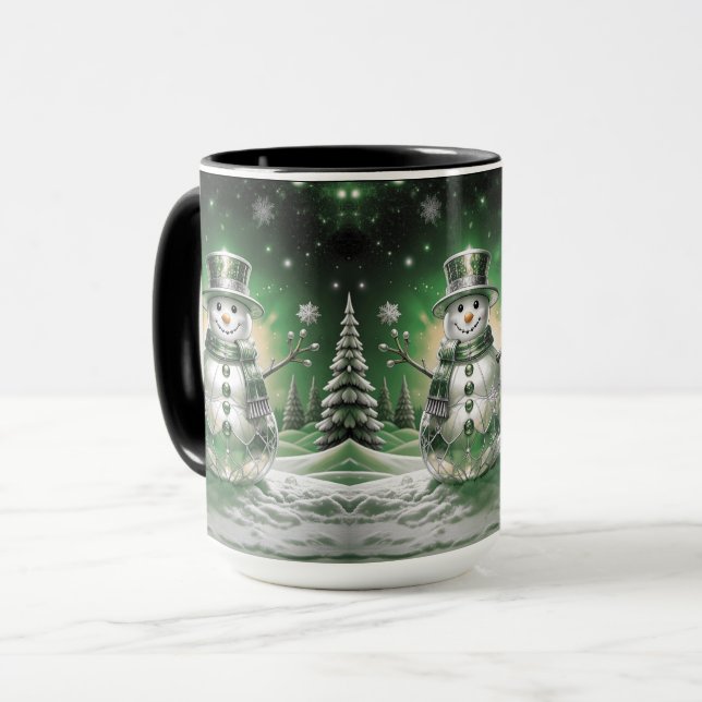 Grüner Schneemann-Schneeflocken-Feiertagsbecher Tasse (Vorderseite Links)