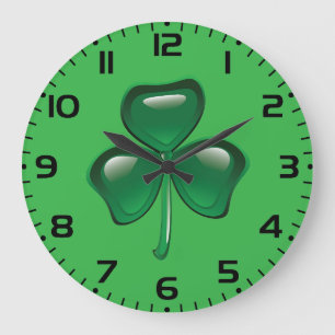 Grüner Shamrock-Kleeblatt Große Wanduhr