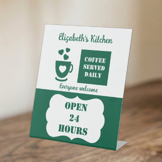 Grüner und weißer Kaffee, täglich 24 Stunden servi Sockelschild