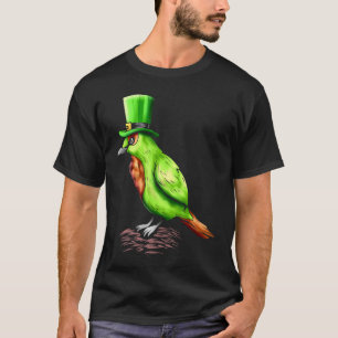 Grüner Vogel mit Kobelhut am St. Patricks Day T-Shirt