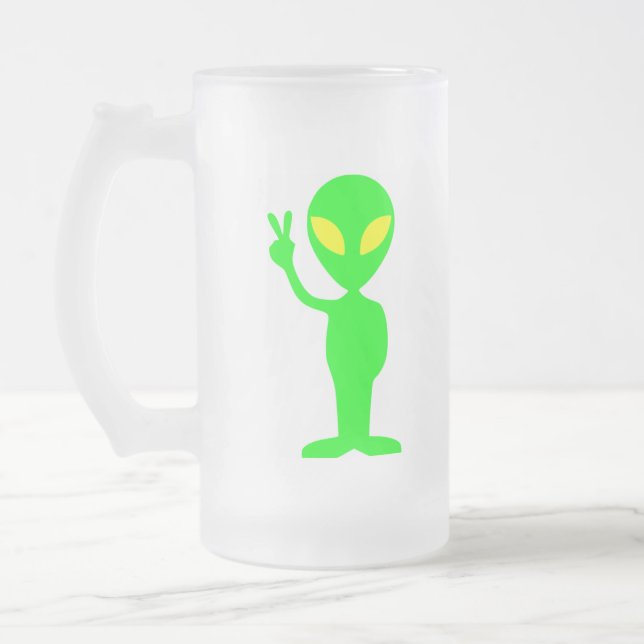 GRÜNES ALIEN MATTGLAS BIERGLAS (Links)
