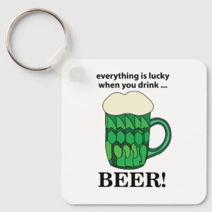 Grünes Bier Glücklicher St. Patricks Tag Grünes Bi Schlüsselanhänger