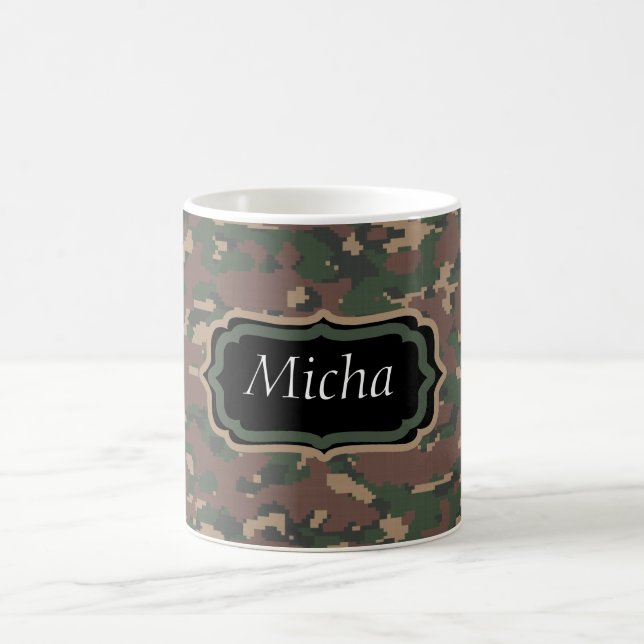 Grünes Camouflage-Gewohnheits-Monogramm TANs Brown Tasse (Mittel)