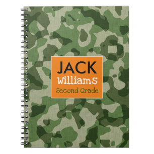 Grünes Camouflage-Schulnotizbuch Notizblock