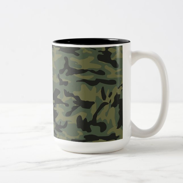 Grünes Camouflagemuster Zweifarbige Tasse (Rechts)