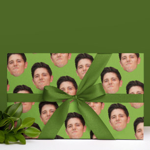 Grünes Geschenkpapier für niedliches Foto oder Beg