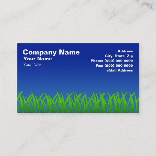Grünes Gras gegen blauen klaren Himmel Visitenkarte (Vorderseite)