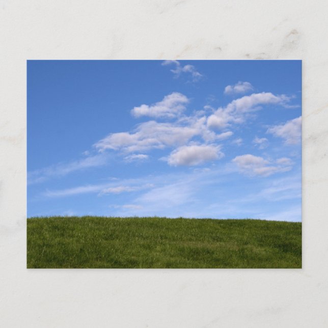 Grünes Gras und blauer Himmel Postkarte (Vorderseite)