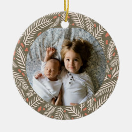 Grünes, handgezeichnet Foto von Pine Tree Leaf Keramik Ornament