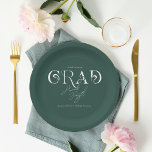 Grünes modernes Minimalistisch | Graduierungsparte Pappteller<br><div class="desc">Moderne moderne, grün-weiße Typografie-Party-Teller. Beginnend mit einer fabelhaften, gedruckten Einladung, Set den Ton mit einem einzigartigen Design dann das Thema durch die gesamte Veranstaltung. Ihre Veranstaltung wird von Anfang bis Ende perfekt mit speziellen kleinen Extras. Fügen Sie diesem Design Ihre benutzerdefinierte Formulierung hinzu, indem Sie die Felder "Diese Designvorlage bearbeiten"...</div>