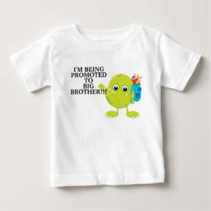 Grünes Monster zum großen Bruder befördert Baby T-shirt