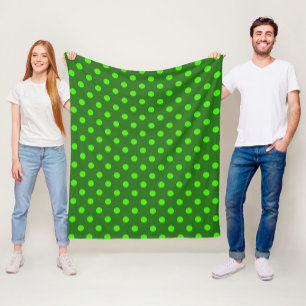 Grünes Musterdesign mit dunkelgrünen Tupfen  Fleecedecke