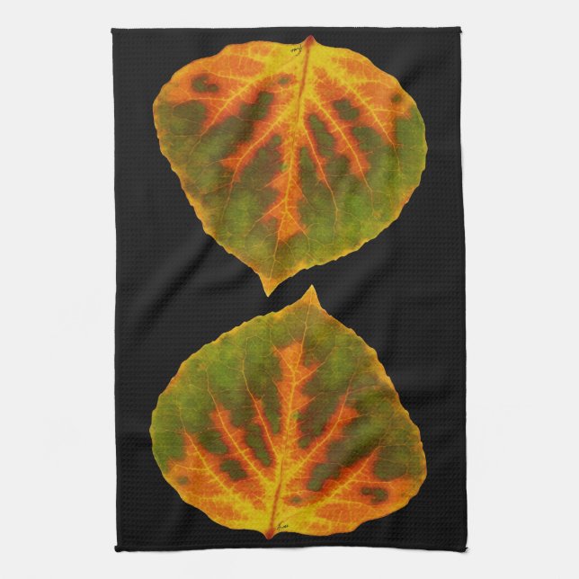 Grünes Orange und gelbes Aspen Leaf #1 Geschirrtuch (Vertikal)