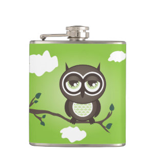 Grünes Owl auf einer Branchenstelle Flachmann