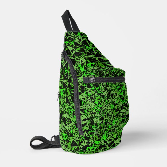 Grünes schwarzes Dreieckmuster Crossbody Bag (Linke Seite)