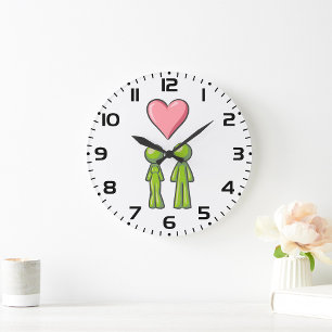 Grünes Strichmännchen-Paar Rosa Herz Liebe Große Wanduhr