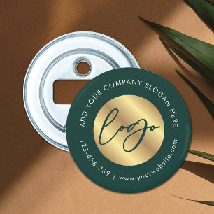 Grünes und goldenes Logo Immobilienunternehmen Wer Flaschenöffner